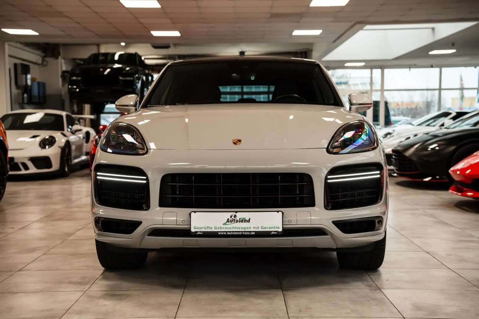 Porsche Cayenne Coupe Turbo*Standhz*AHK*Sp.Design*Carbon Grigio - 2