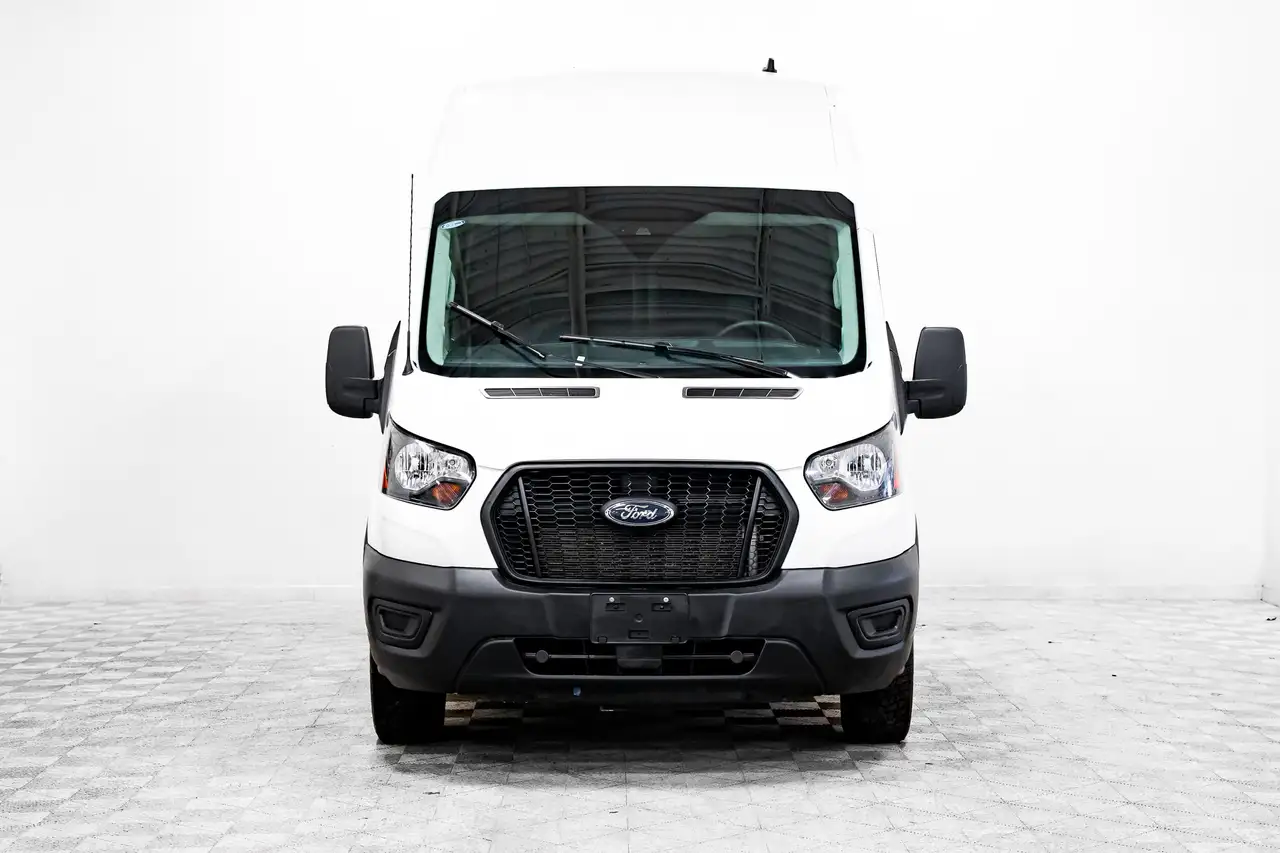 Ford Transit Cargo Van снимка Ford Transit Cargo Van