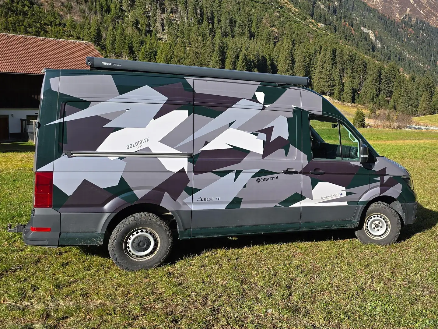 Volkswagen Crafter Crafter 35 L3H3 4 Motion Campingausbau Grün - 2