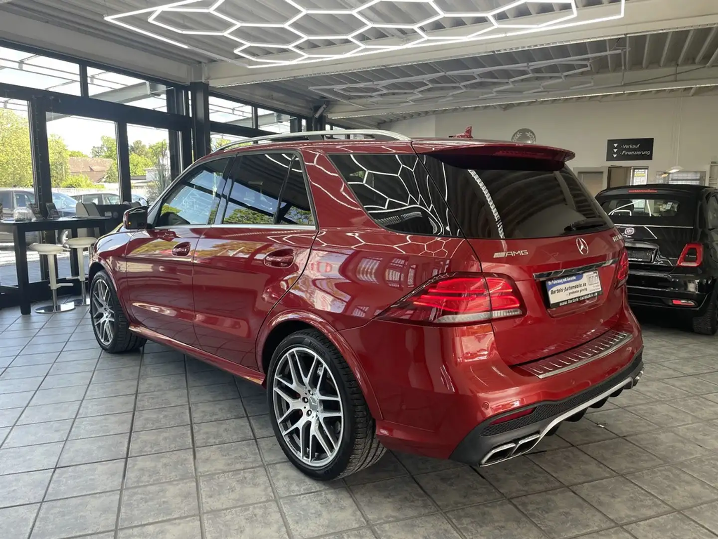 Mercedes-Benz GLE 63 AMG S 4Matic, Standheiz., Panorama, LED Rouge - 2
