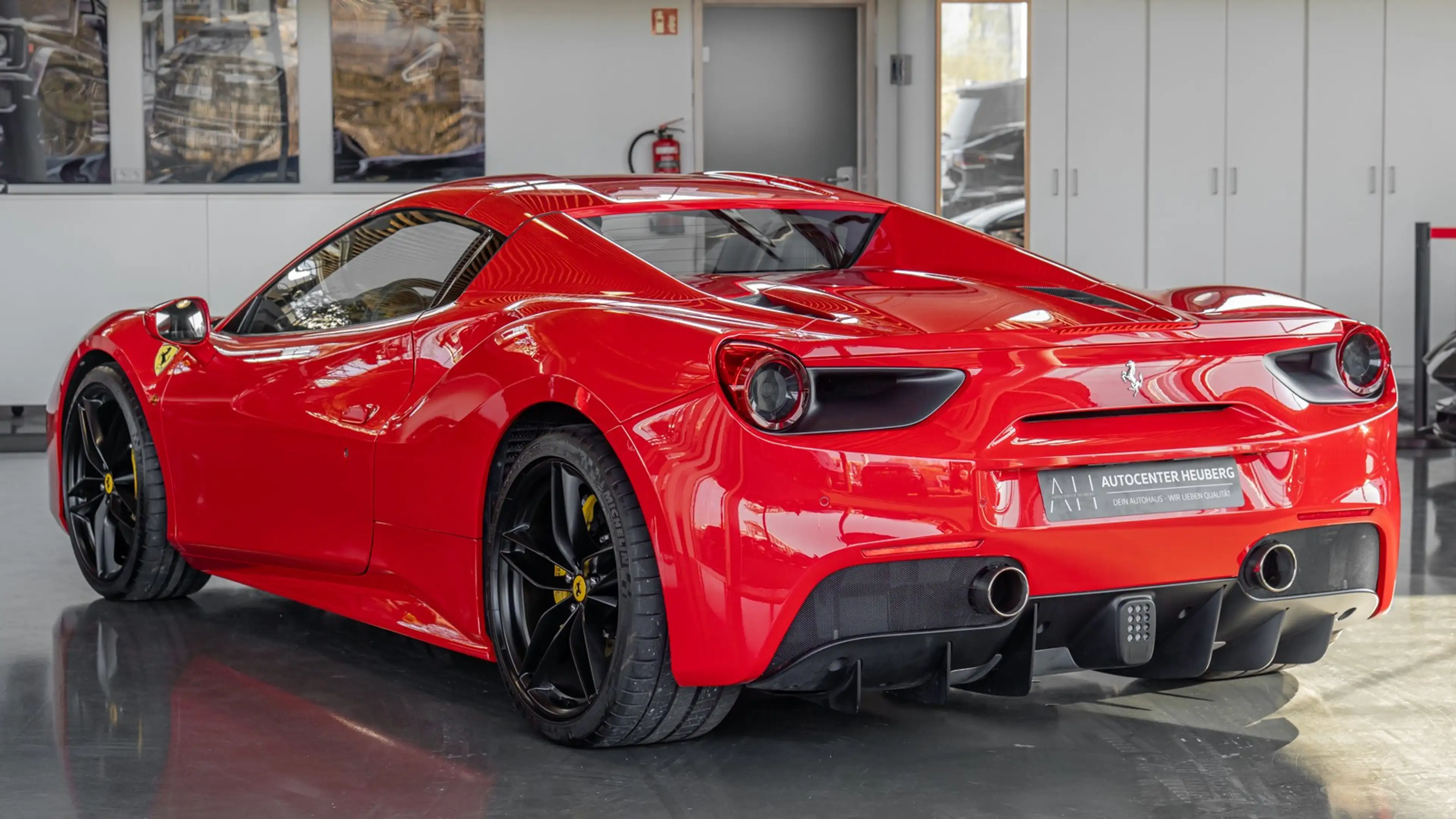 Ferrari 488 *1.Hd*nur19 TKM*UNFALLFREI* — photo 10