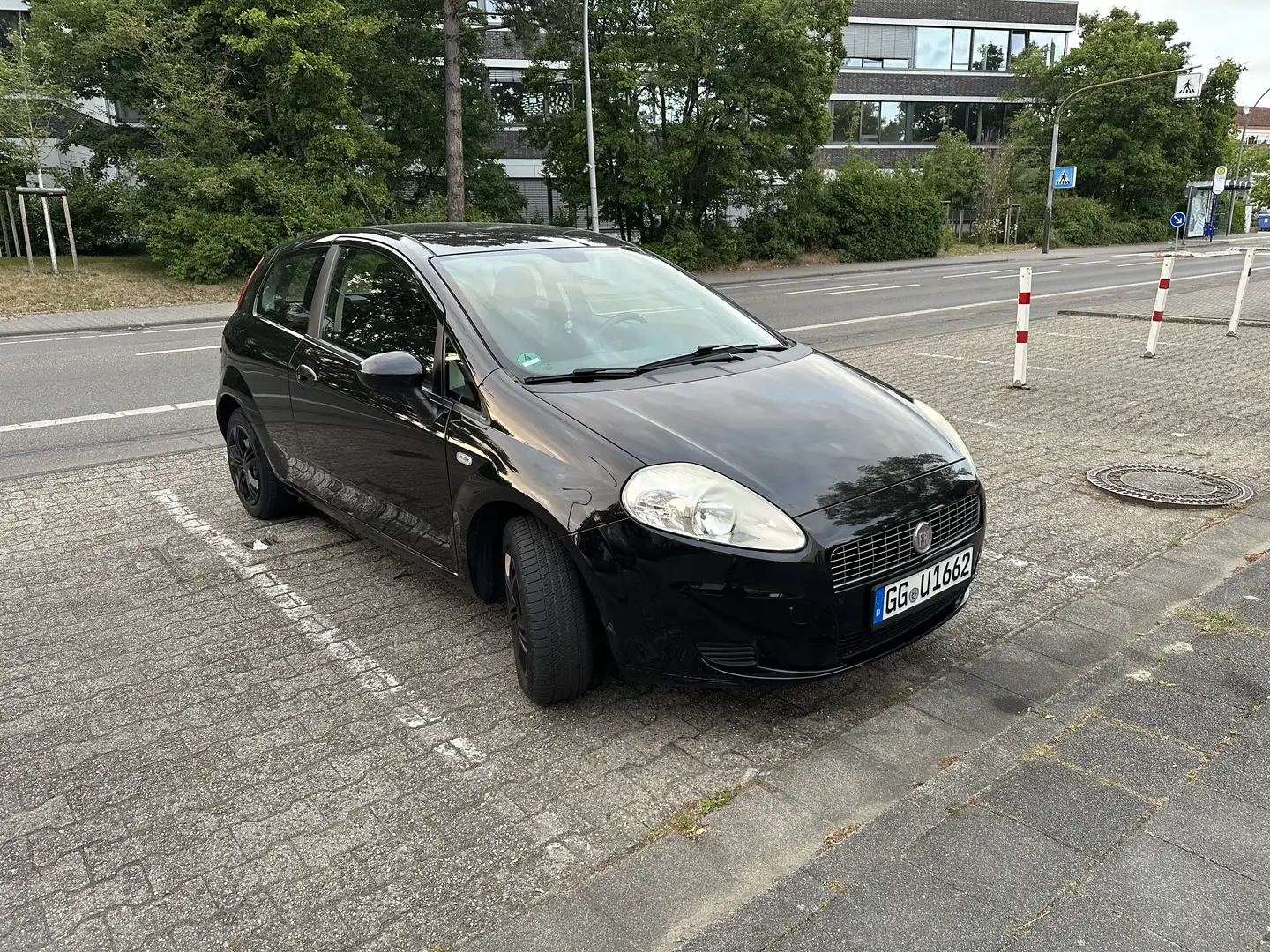 Fiat Grande Punto 1.2 8V Dynamic Negru - 2