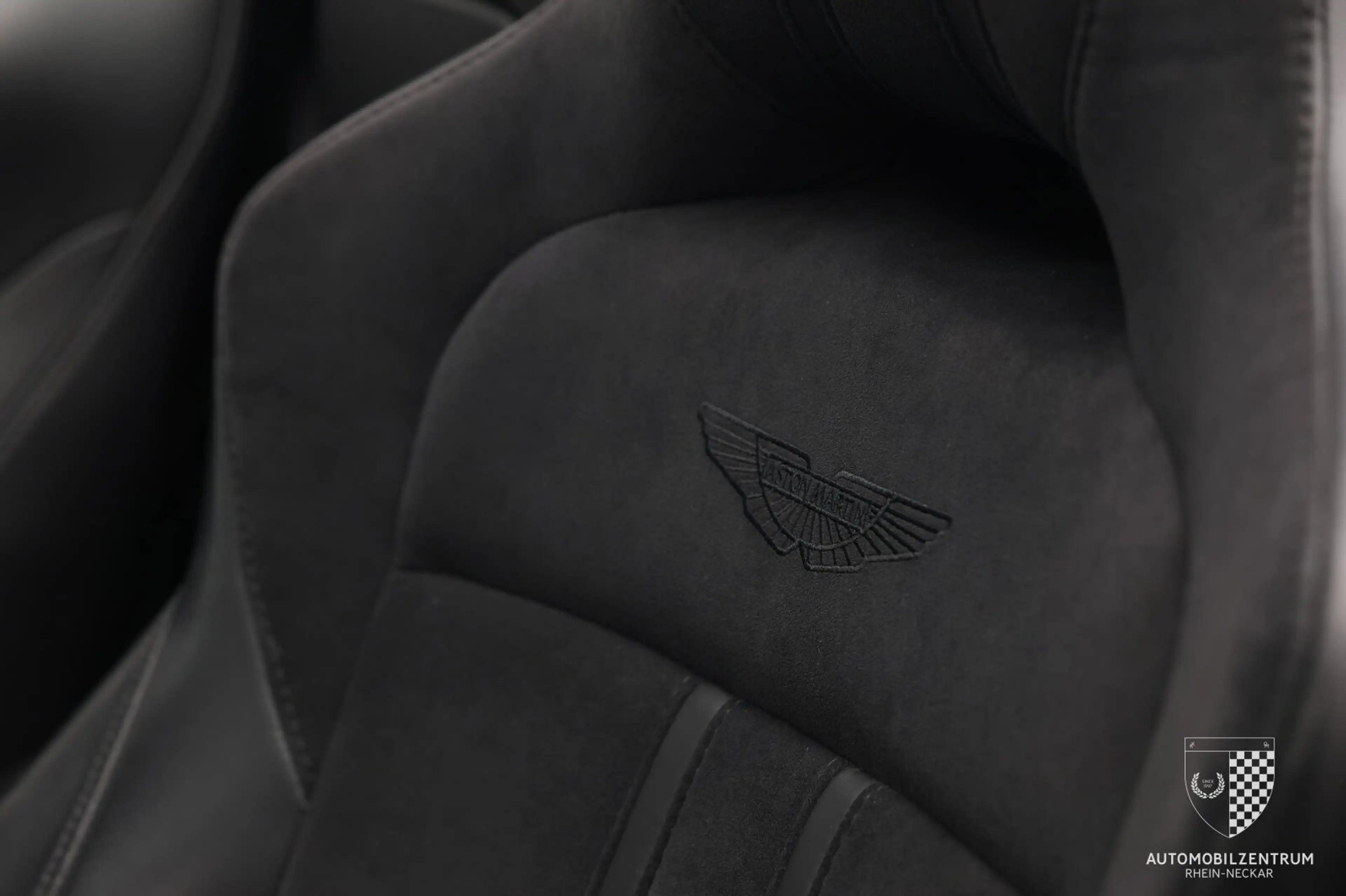 Aston Martin Vantage V8 Vantage Roadster SportsPlusPack/BlackPack/PPF — photo 12