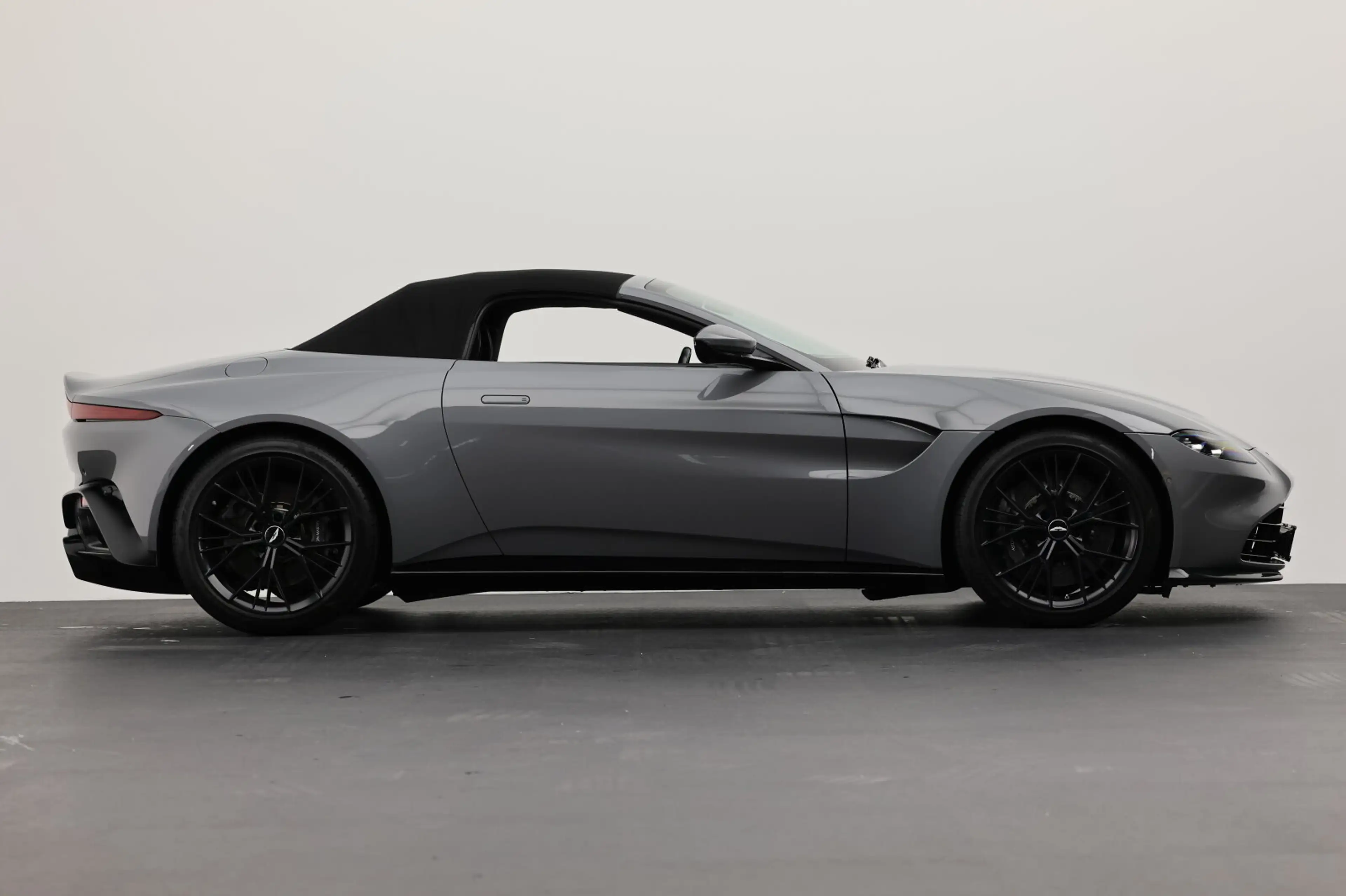 Aston Martin Vantage V8 Vantage Roadster SportsPlusPack/BlackPack/PPF — photo 8