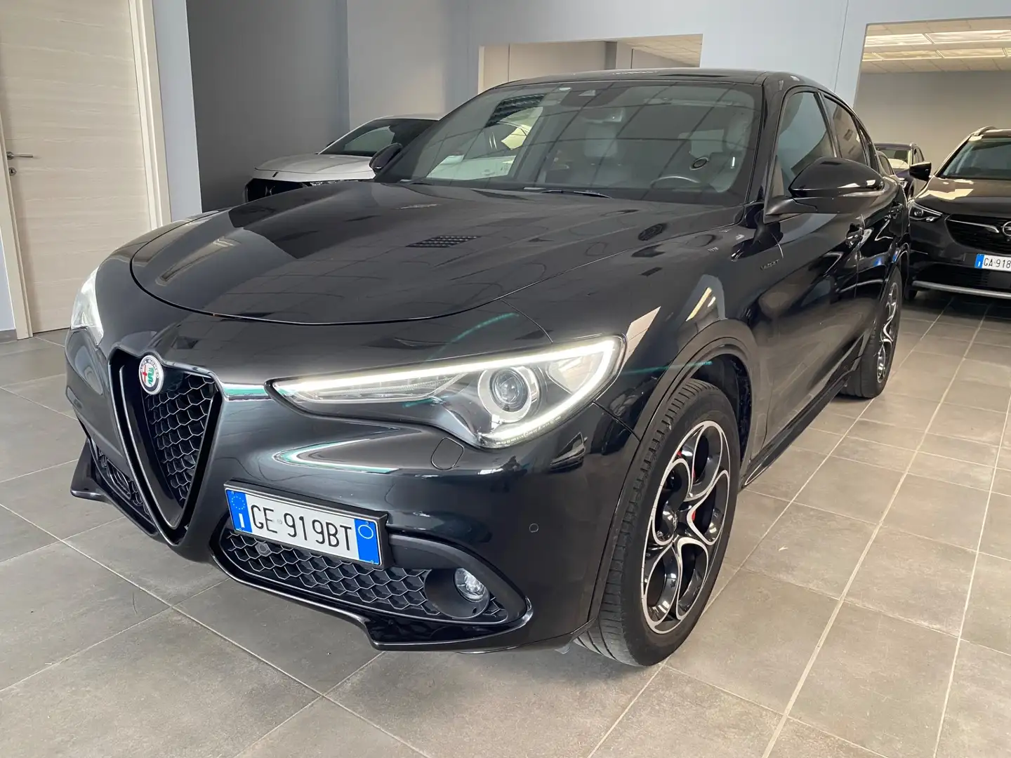 Alfa Romeo Stelvio 2.2 Turbodiesel 210 CV AT8 Q4 Veloce Nero - 1