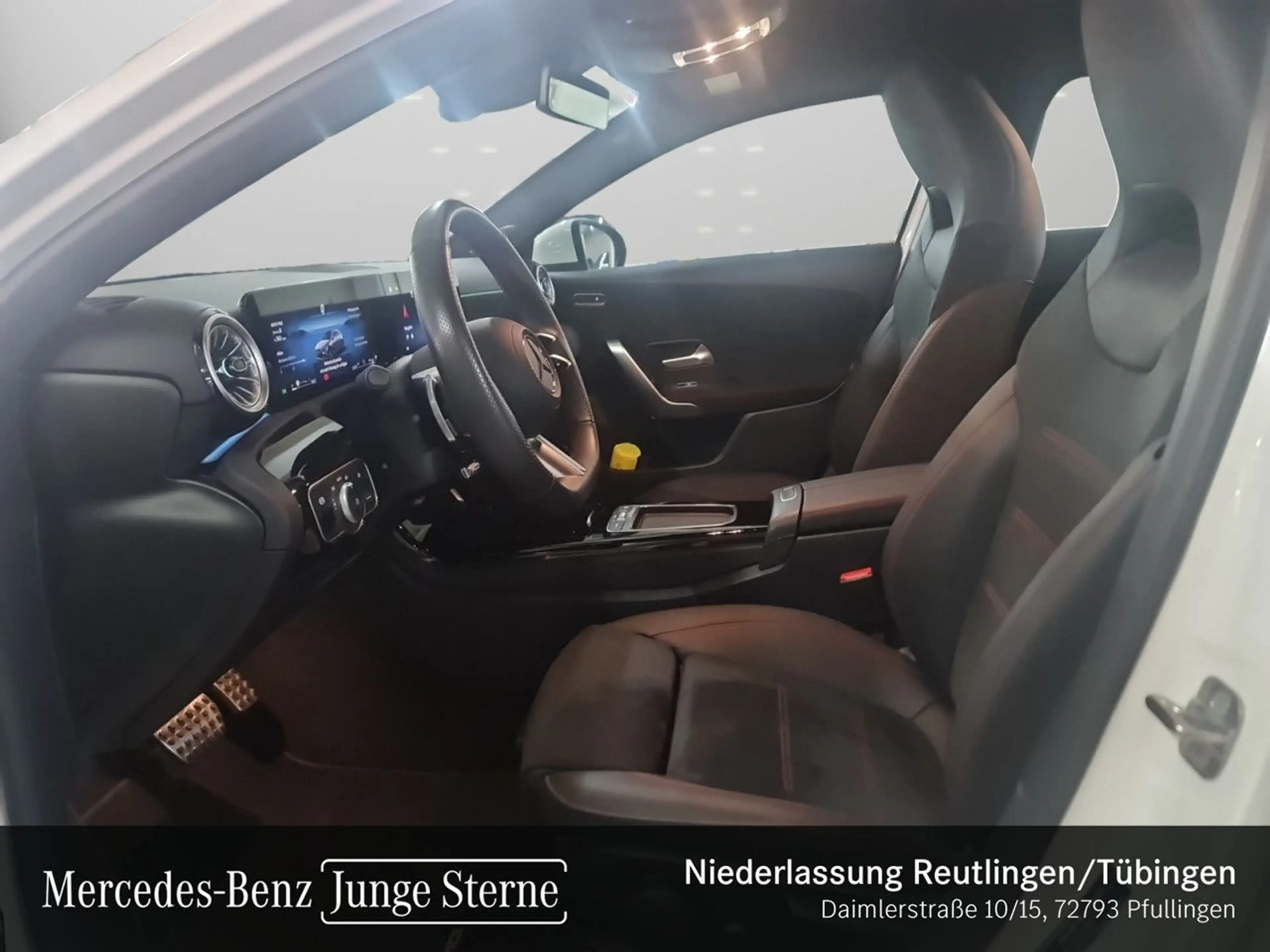 Mercedes-Benz A 220 d AMG+LED+KAMERA+KEYLESS+8G — photo 10