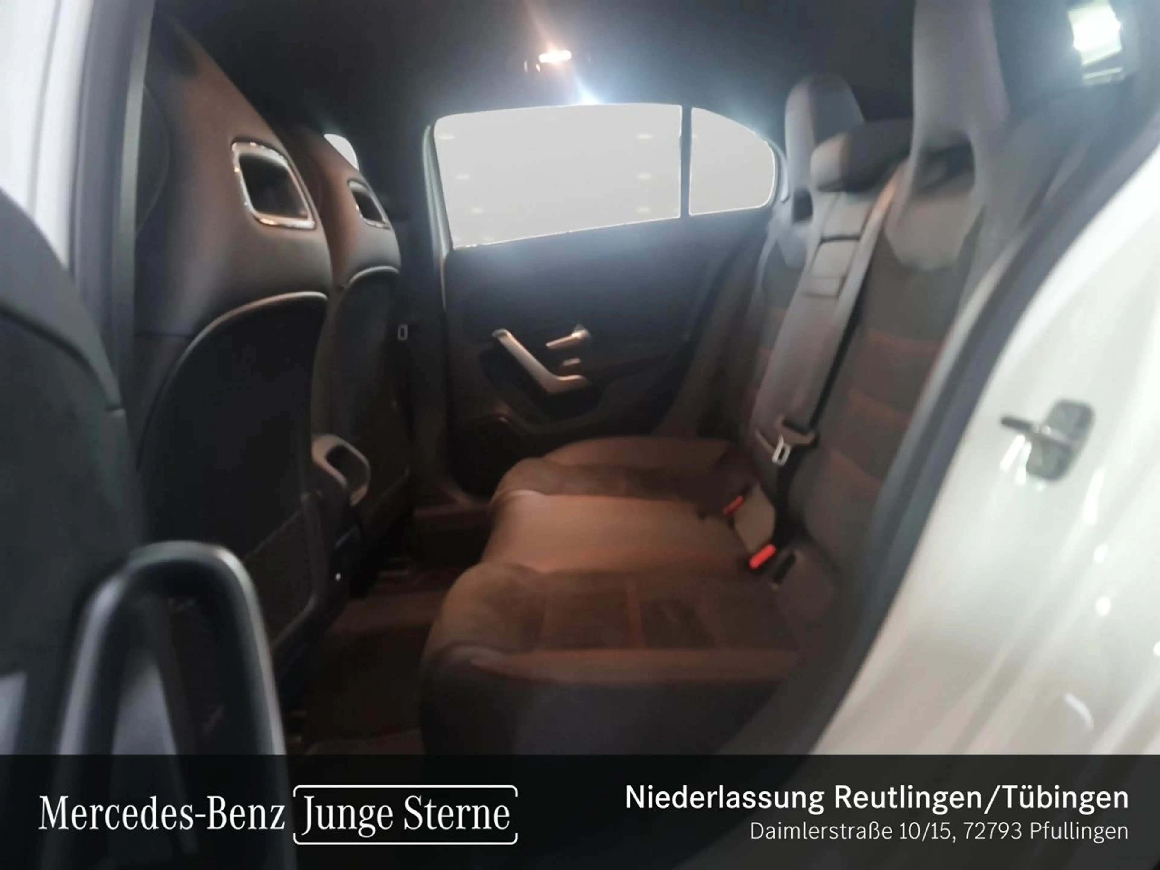 Mercedes-Benz A 220 d AMG+LED+KAMERA+KEYLESS+8G — photo 11