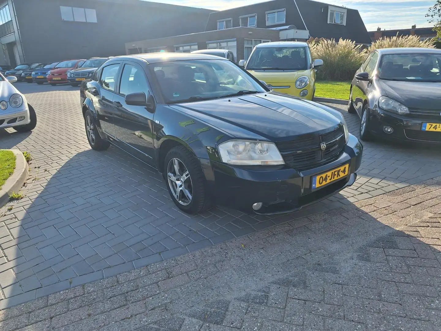 Dodge Avenger 2.0 SE Business Edition / APK december 2026 Fekete - 2