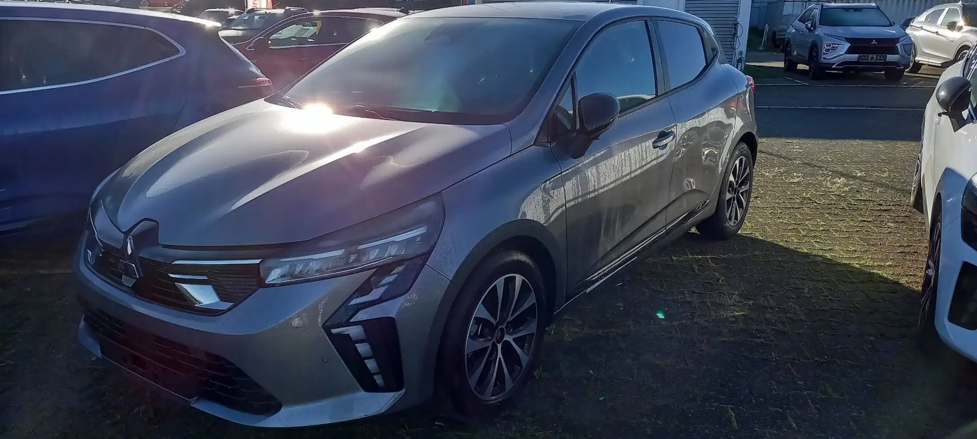 Mitsubishi Colt 1.0 T, Plus,LED,PDC,RFK,2 x am Lager Nero - 1