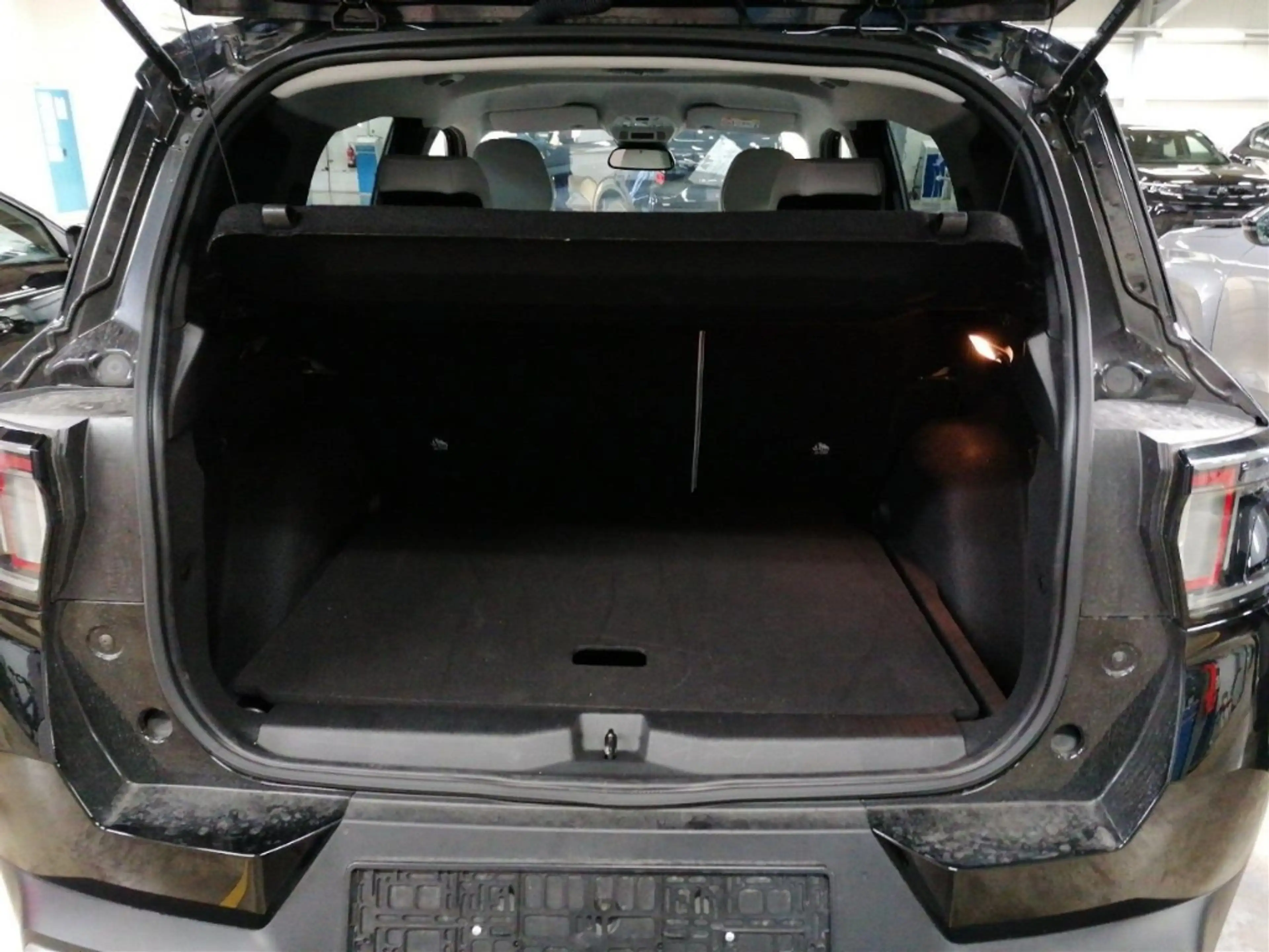 Citroen C3 Aircross 113 MAX 11kw Shz Navi Kamera — photo 7