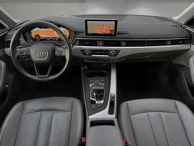 Audi A4 view 9