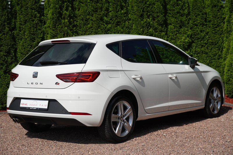 SEAT Leon 1.8 FR LED Navi Tempomat Sitzheizung DAB — photo 6