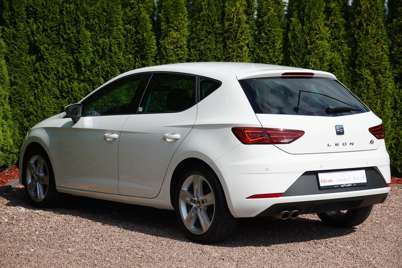 SEAT Leon 1.8 FR LED Navi Tempomat Sitzheizung DAB — photo 4