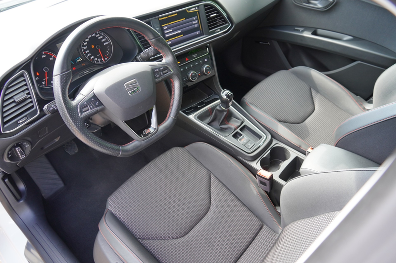 SEAT Leon 1.8 FR LED Navi Tempomat Sitzheizung DAB — photo 22