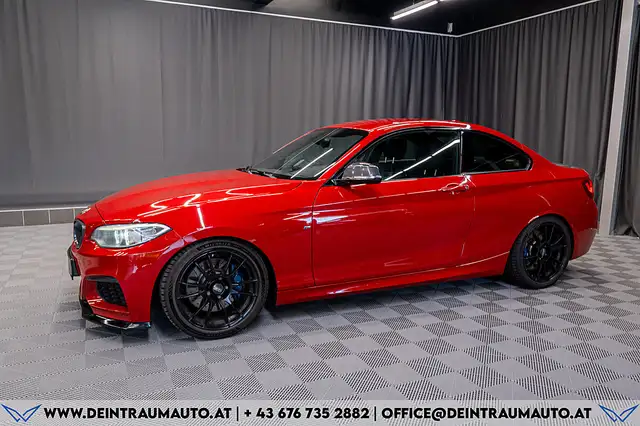 BMW 2 Series view 4