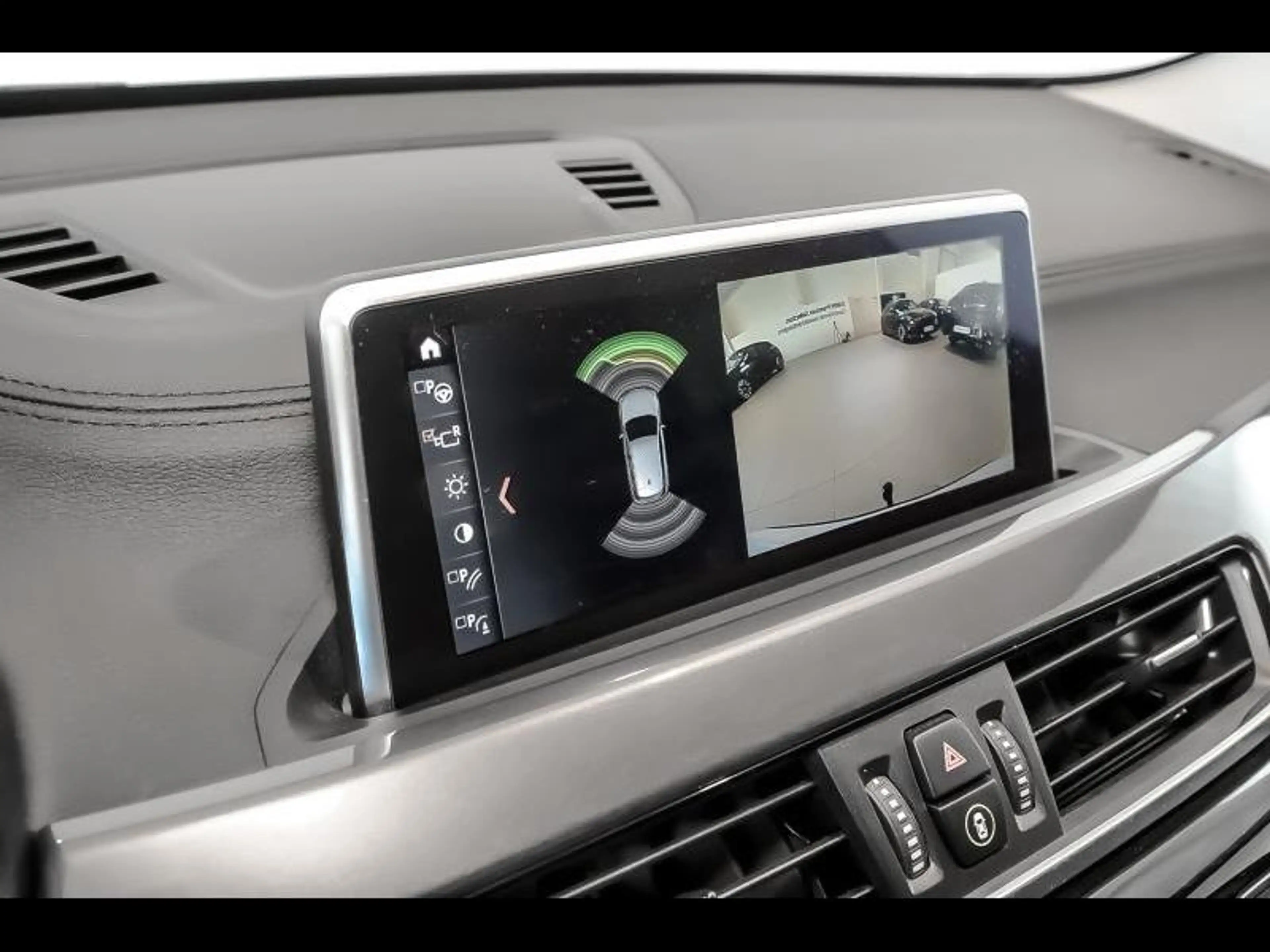 BMW X1 sDrive 18i - xLine / PDC / LED / Zetelvw / DAB / T — photo 15