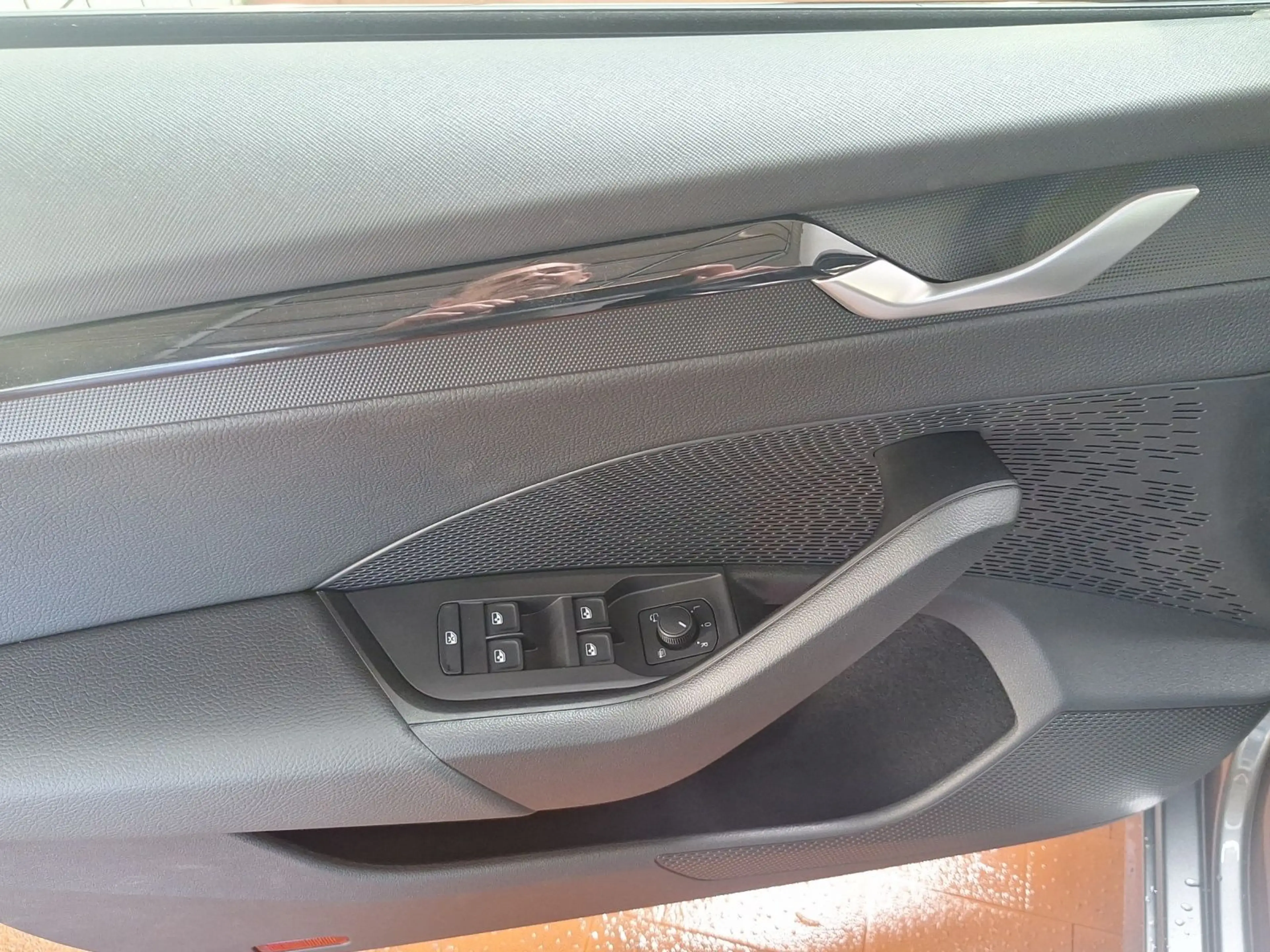 Skoda Octavia Combi 1.5 TSI DSG SPORTLINE LED PDC DAB — photo 8