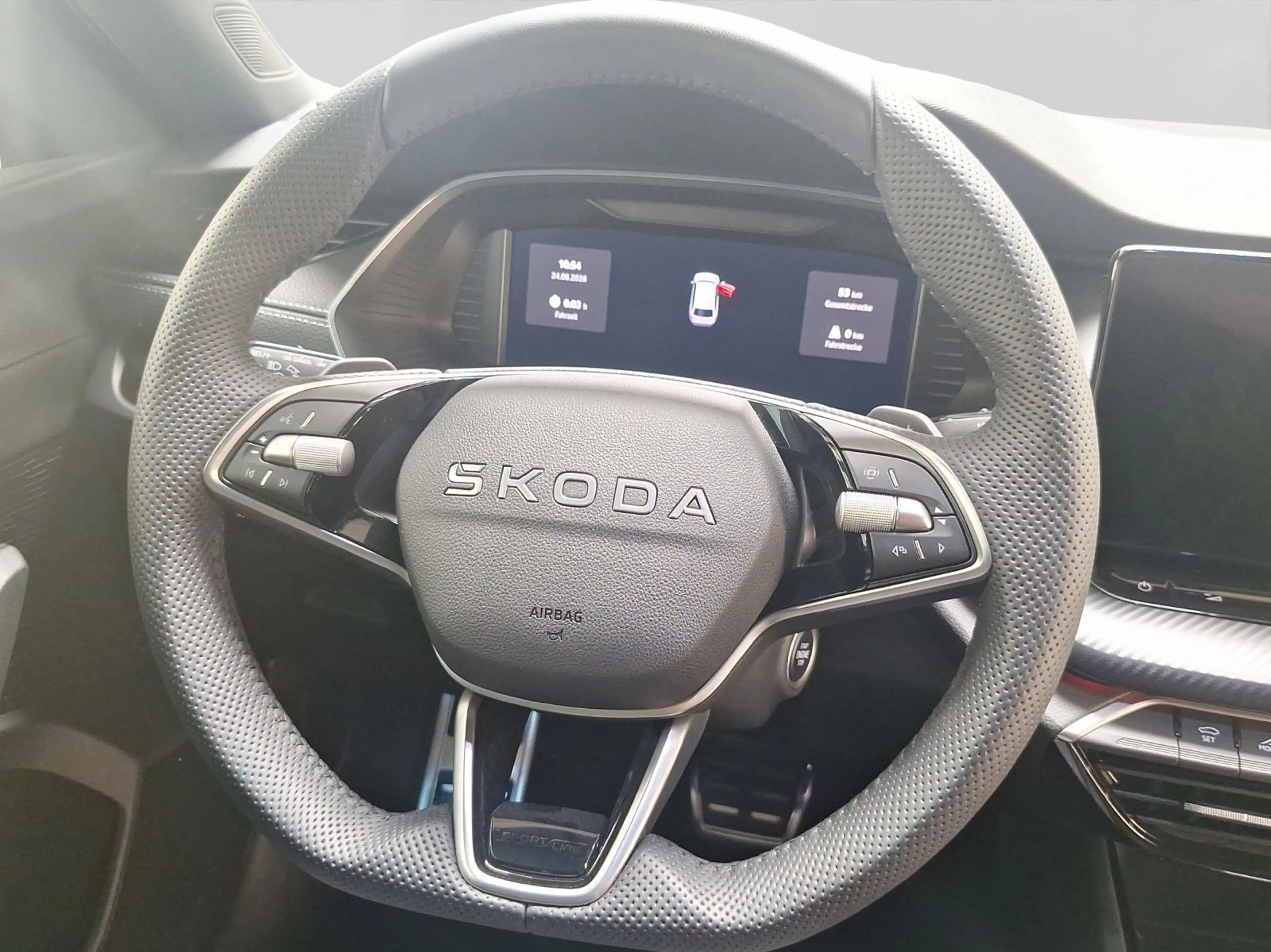 Skoda Octavia Combi 1.5 TSI DSG SPORTLINE LED PDC DAB — photo 9