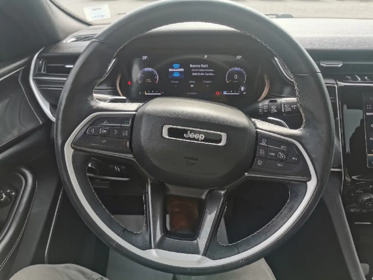 Jeep Grand Cherokee снимка Jeep Grand Cherokee