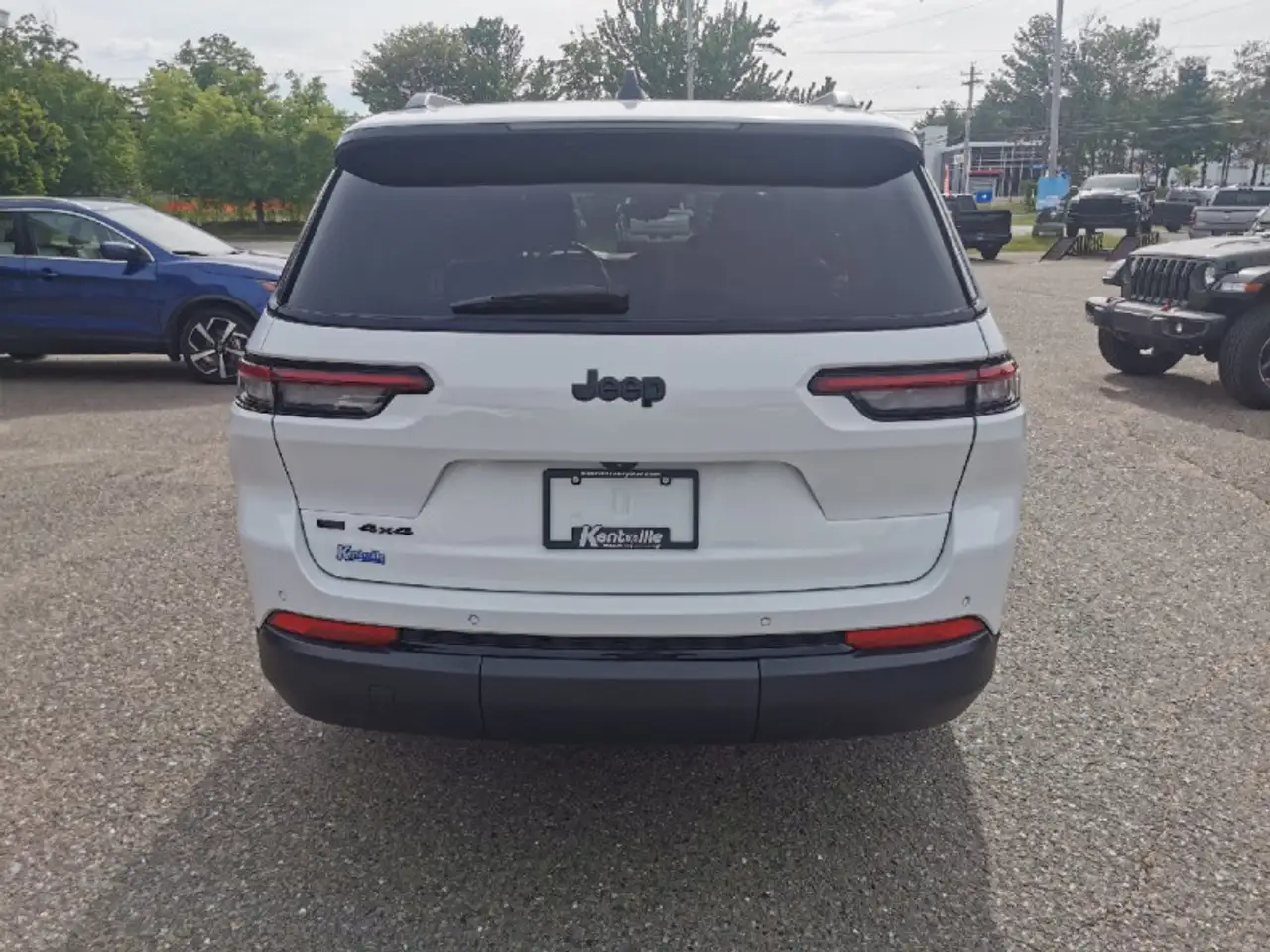 Jeep Grand Cherokee снимка Jeep Grand Cherokee