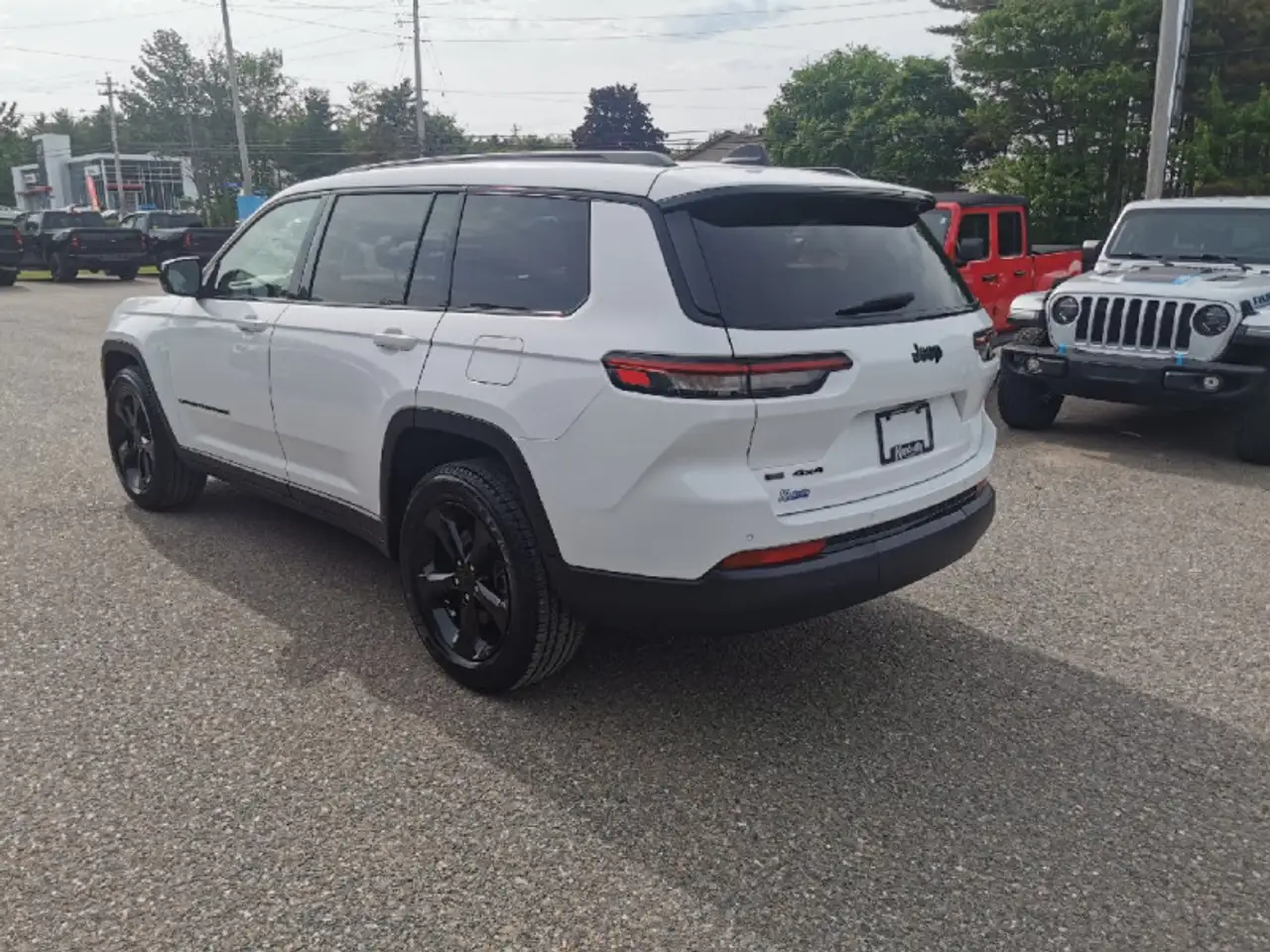 Jeep Grand Cherokee снимка Jeep Grand Cherokee