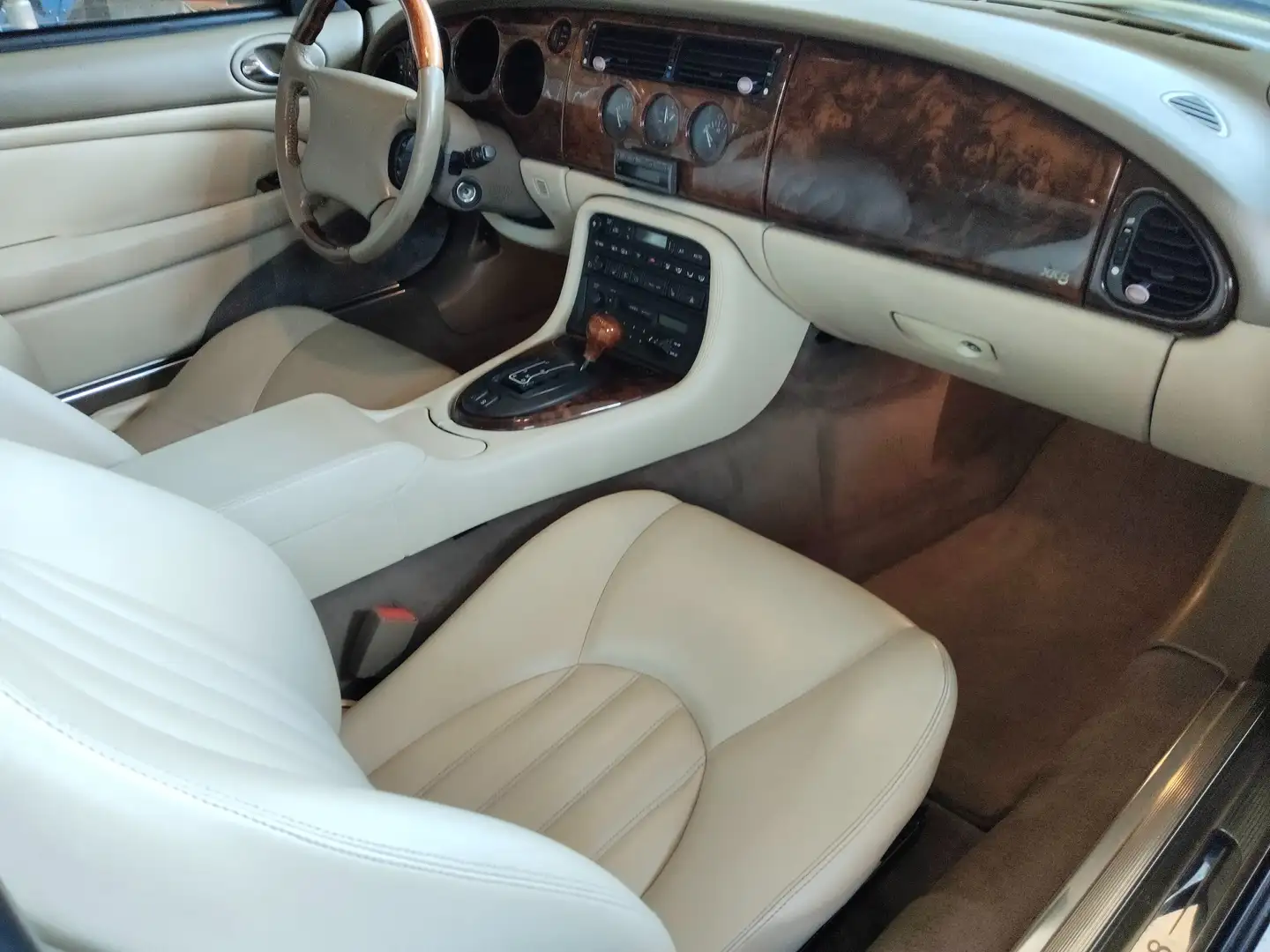 Jaguar XK8 XK8 Coupé Blau - 2