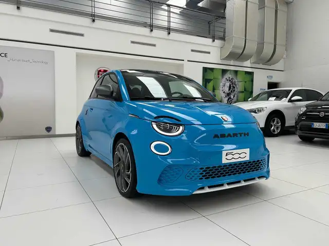 Abarth 500e Turismo