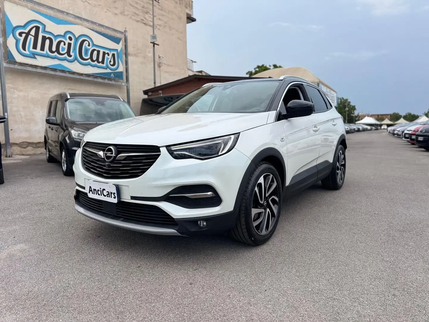 Opel Grandland 1.5 diesel Ecotec Start&Stop aut. Ultimate Alb - 1