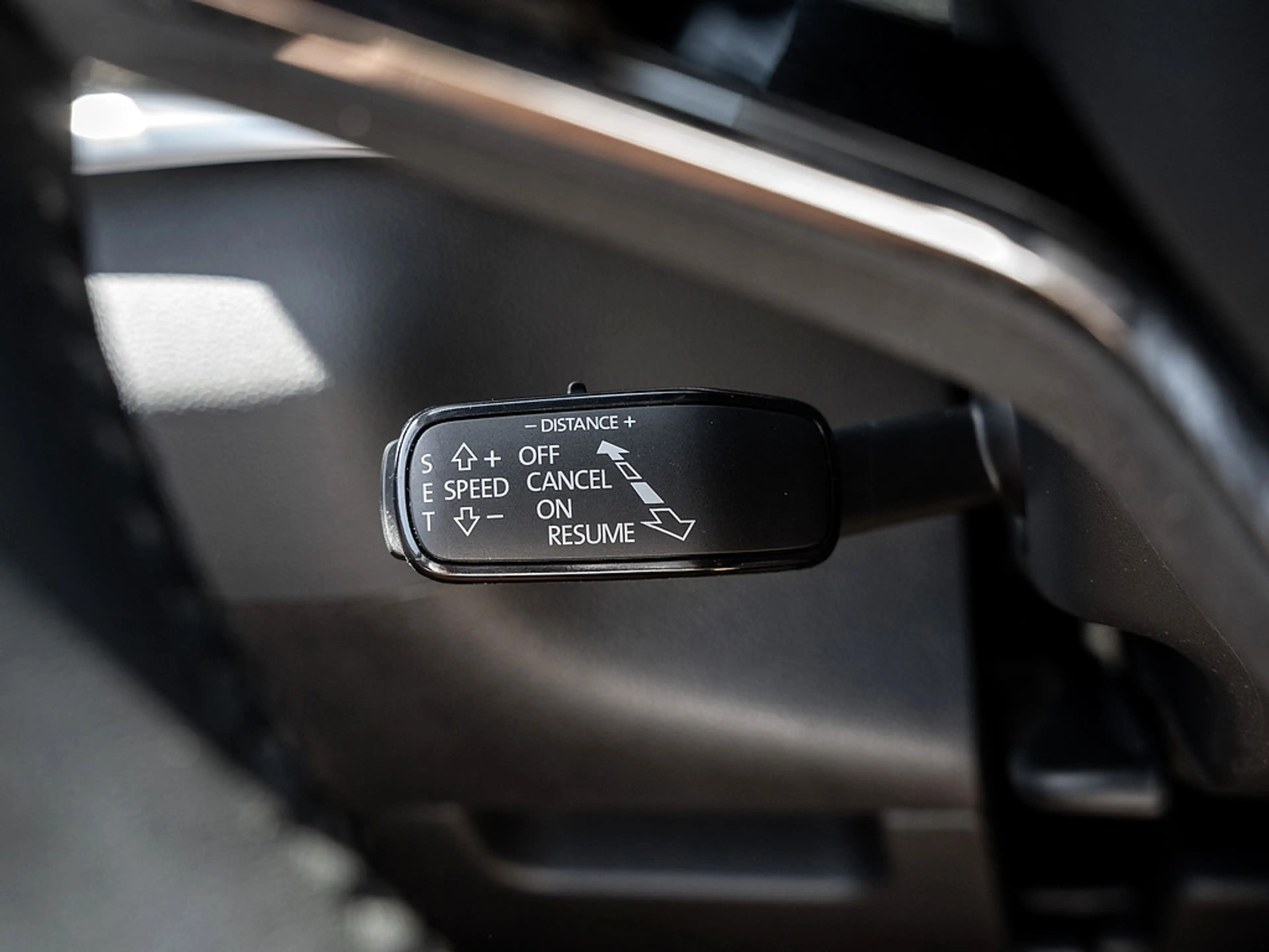 Skoda Karoq 2.0 TDI Clever 4x4 DSG AHK LED ACC SHZ — photo 12