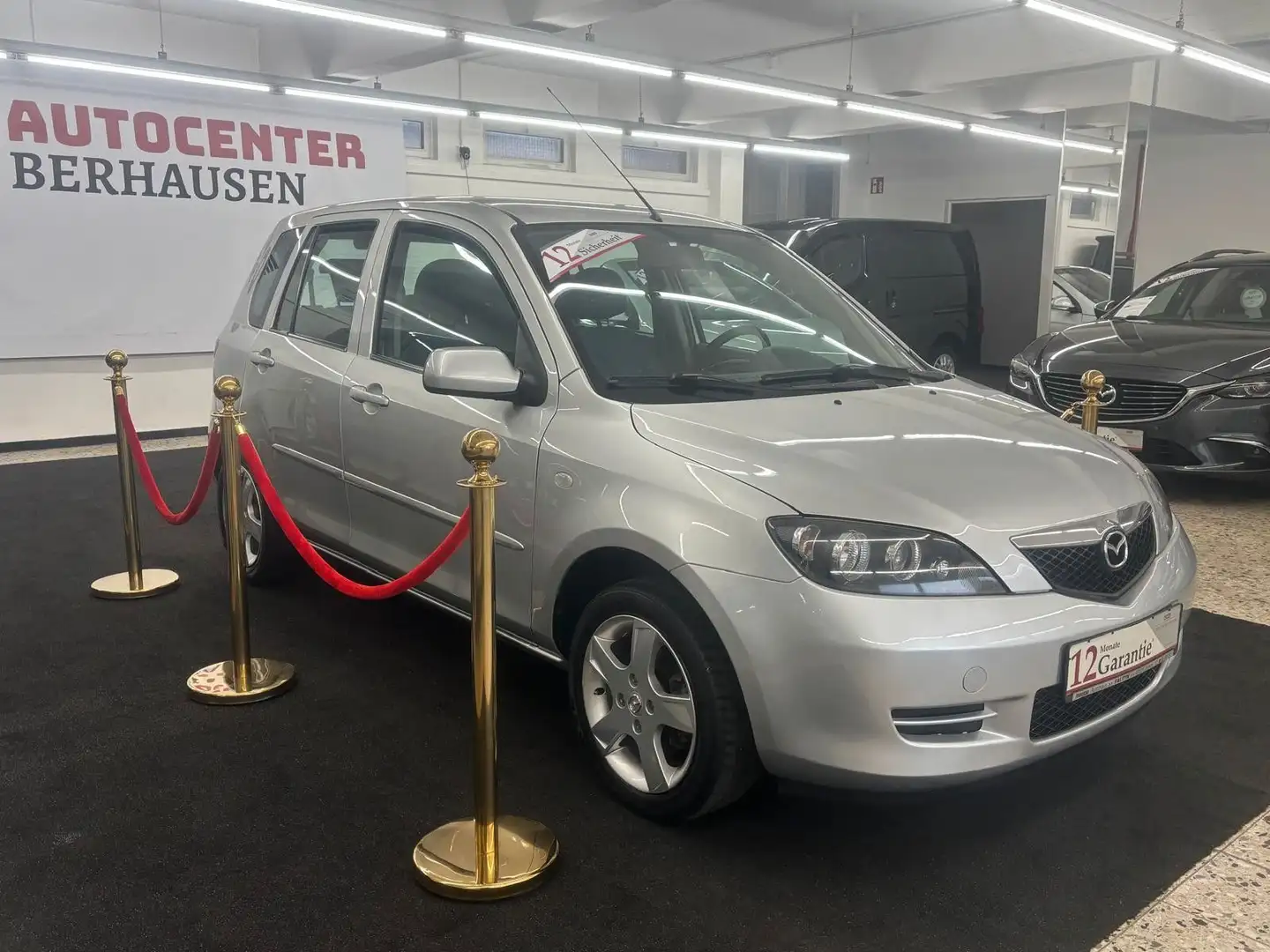 Mazda 2 Lim. 1.4 Active*AUTOMATIK*KLIMA*1.HAND*GARANTI Silber - 2