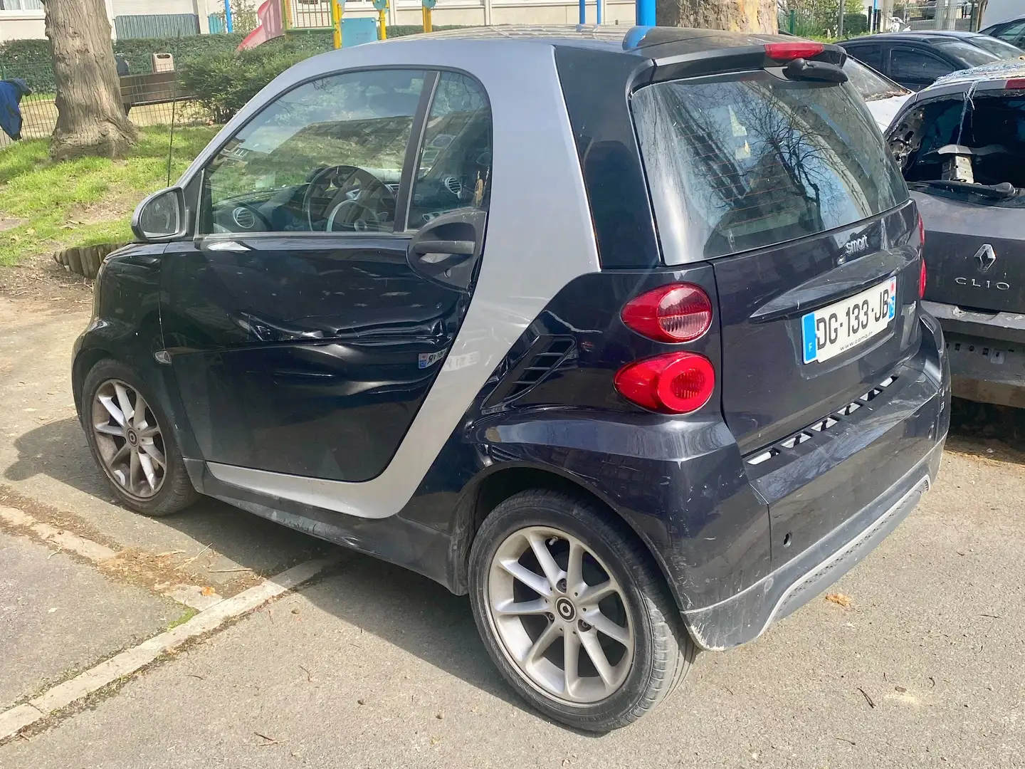 smart forTwo Smart Coupé 1.0 71ch mhd Dark Edition Softouch Noir - 2