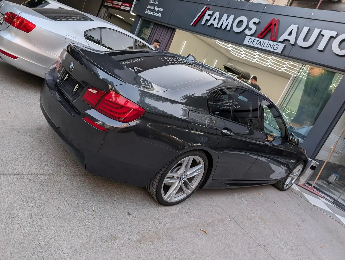 BMW 530 530d Aut. - 1