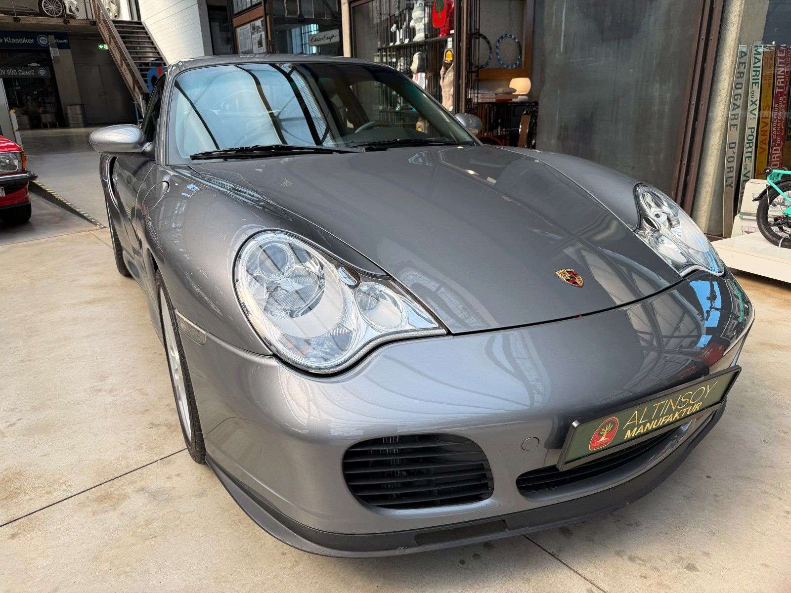 Second hand Porsche 911 