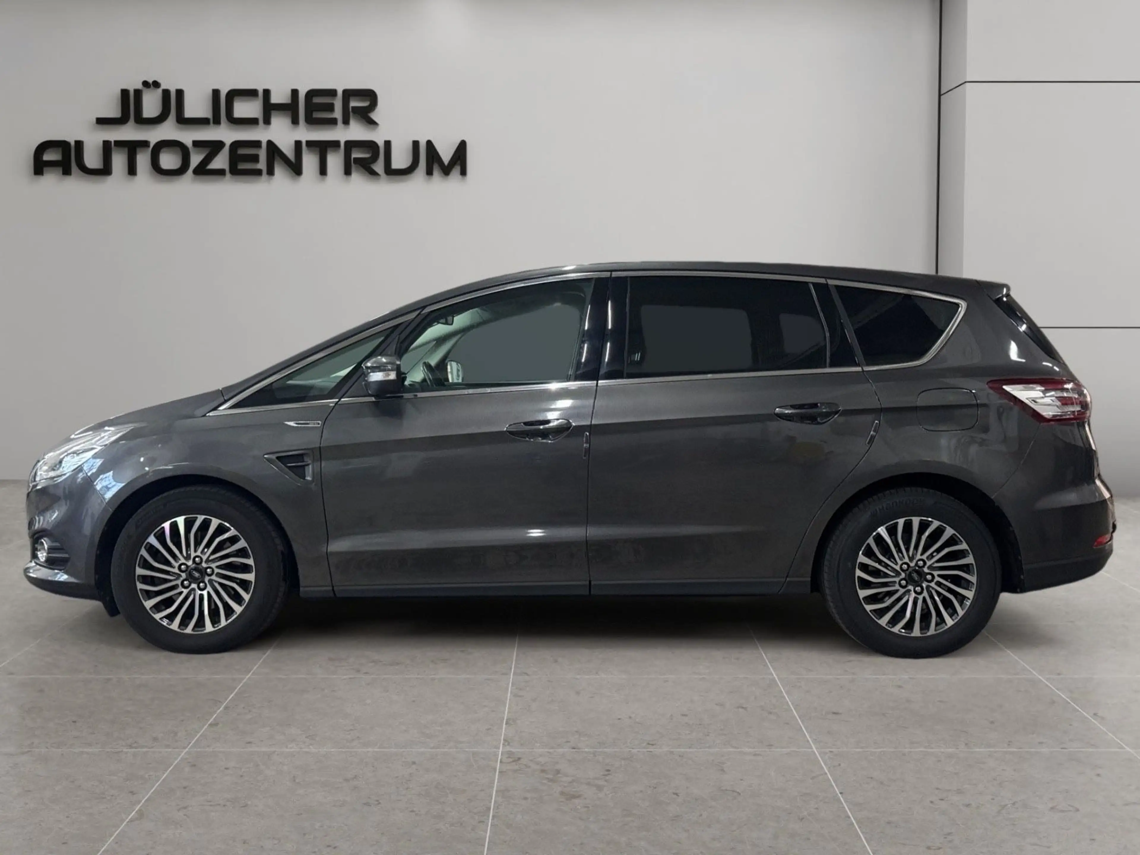 Ford S-Max Titanium Business Automatik / 7 Sitzer — photo 5