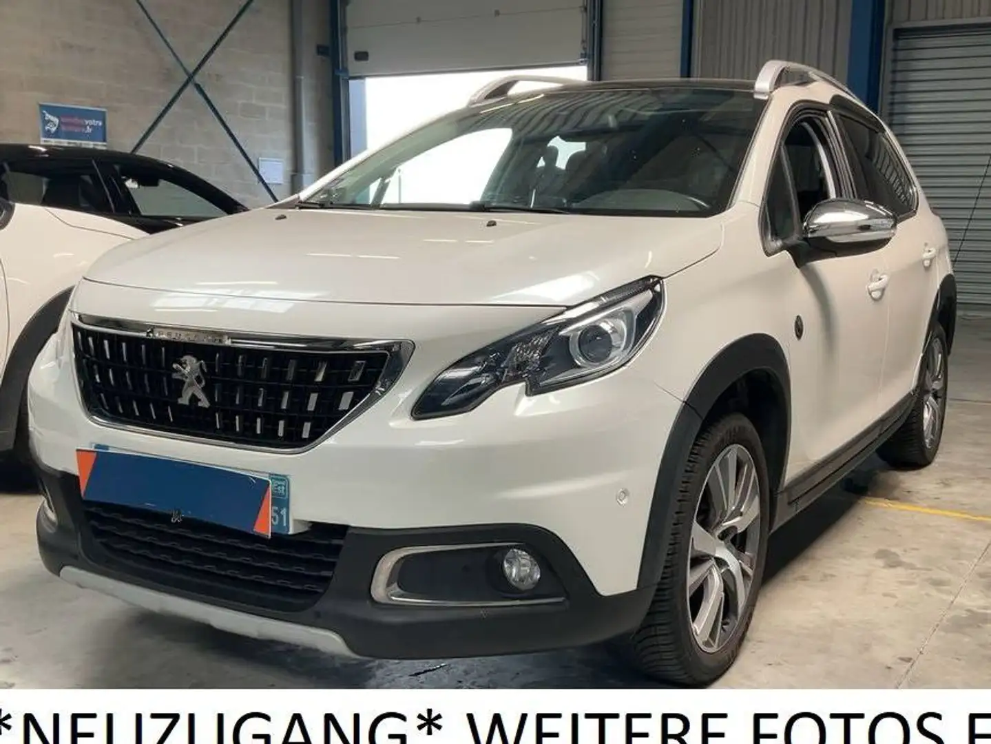 Peugeot 2008 PureTech 110 Crossway PANO LEDER NAVI KAMERA PDC Weiß - 1