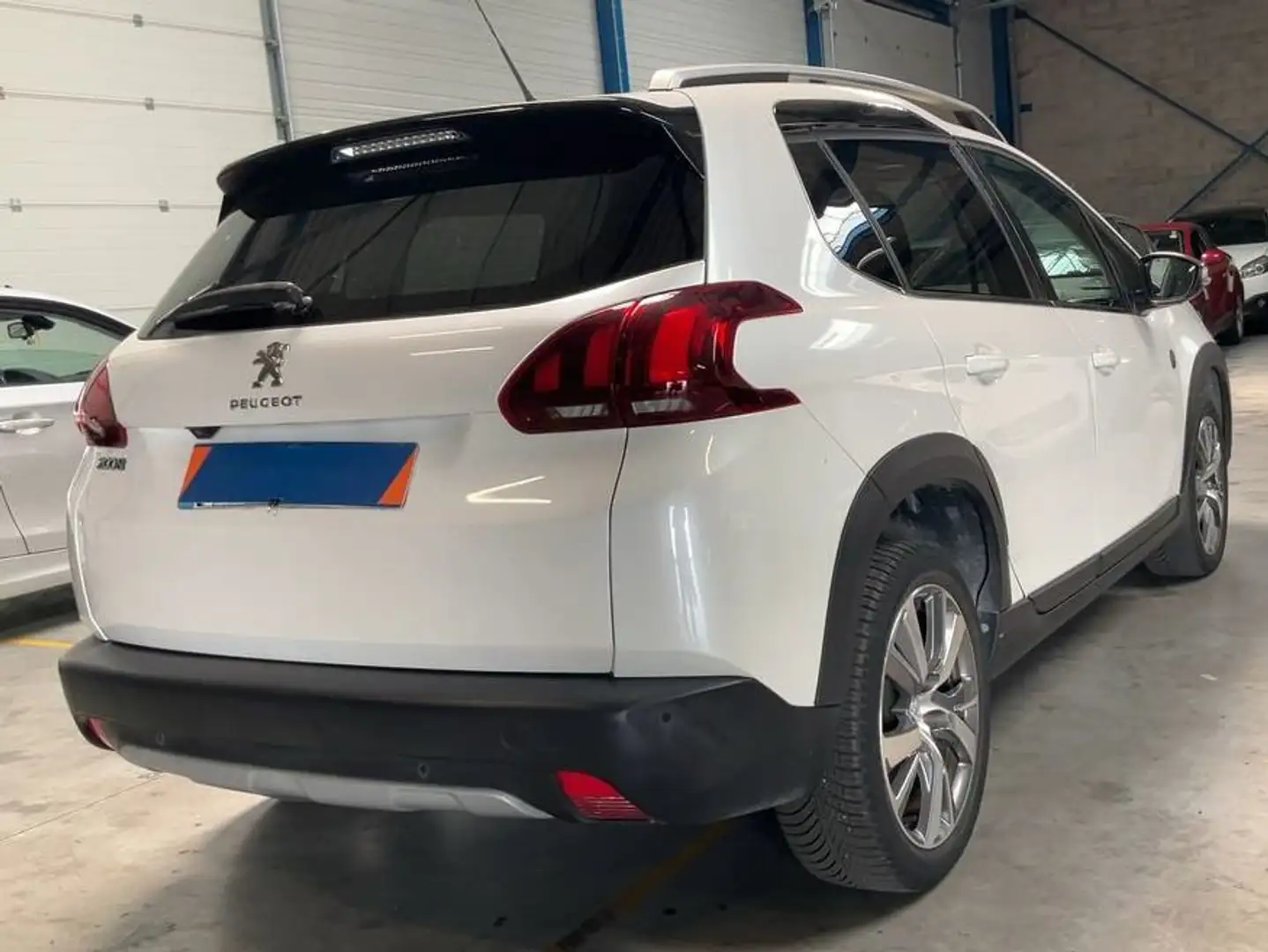 Peugeot 2008 PureTech 110 Crossway PANO LEDER NAVI KAMERA PDC Weiß - 2