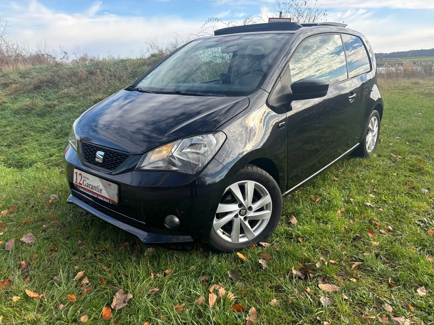 SEAT Mii 1.0 Automatik Style. 1HAND PANORAMA Schwarz - 1
