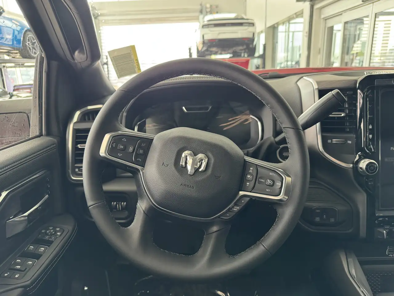 RAM 3500 снимка RAM 3500