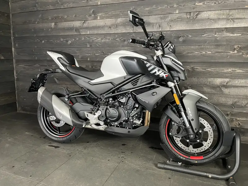 CFMOTO 450NK A2 GESCHIKT - foto 3