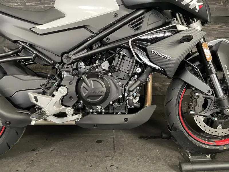 CFMOTO 450NK A2 GESCHIKT - foto 5