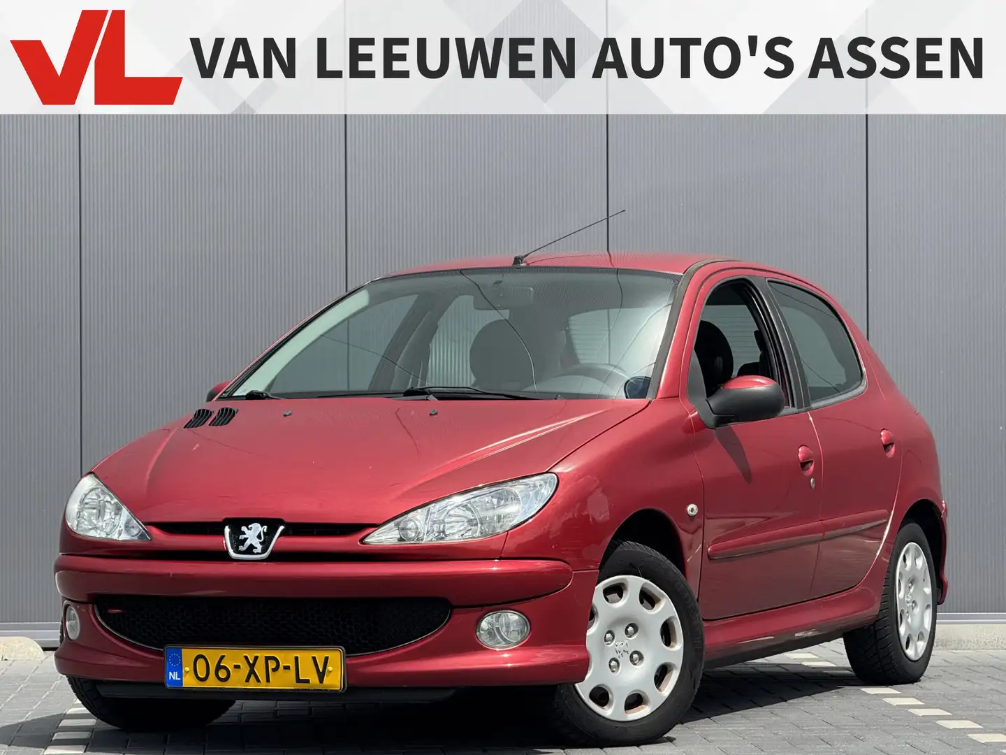 Peugeot 206 1.4 Forever | Airco | Zo Mee Rood - 1