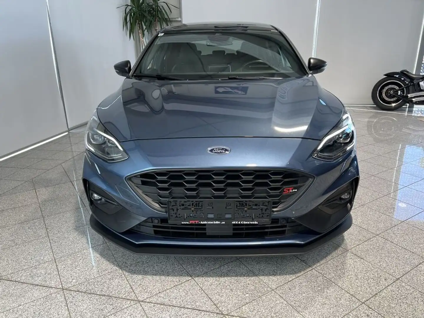 Ford Focus 1.5 EcoBoost ST-Line Business Blau - 2