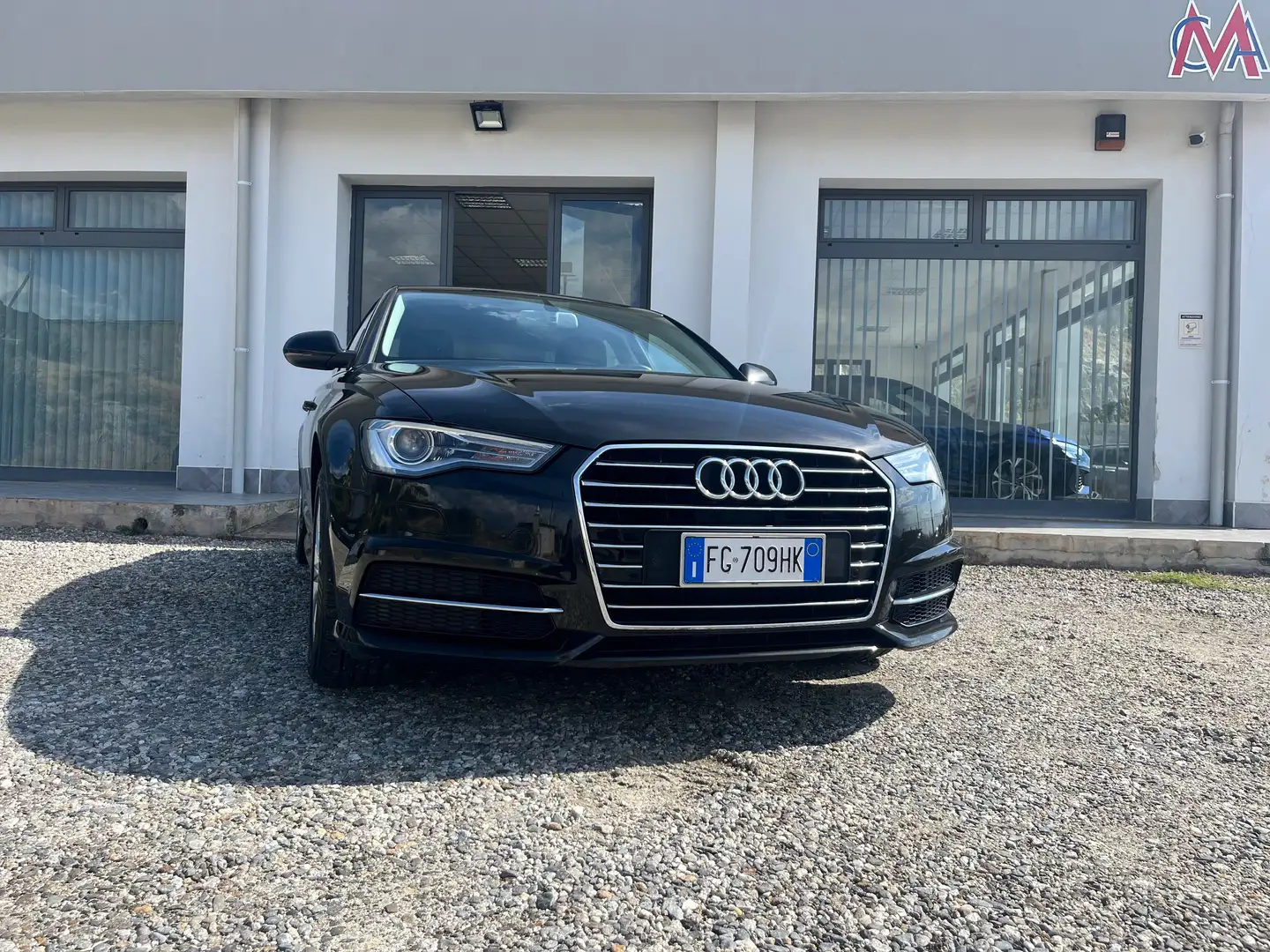Audi A6 S-line 2.0 tdi ultra Nero - 1