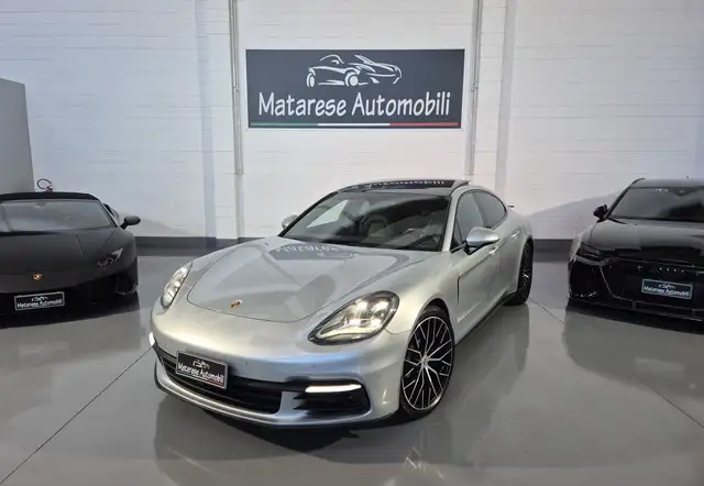 Porsche Panamera 4.0 V8 421cv Tetto PASM FullLed Radar GARANZIA