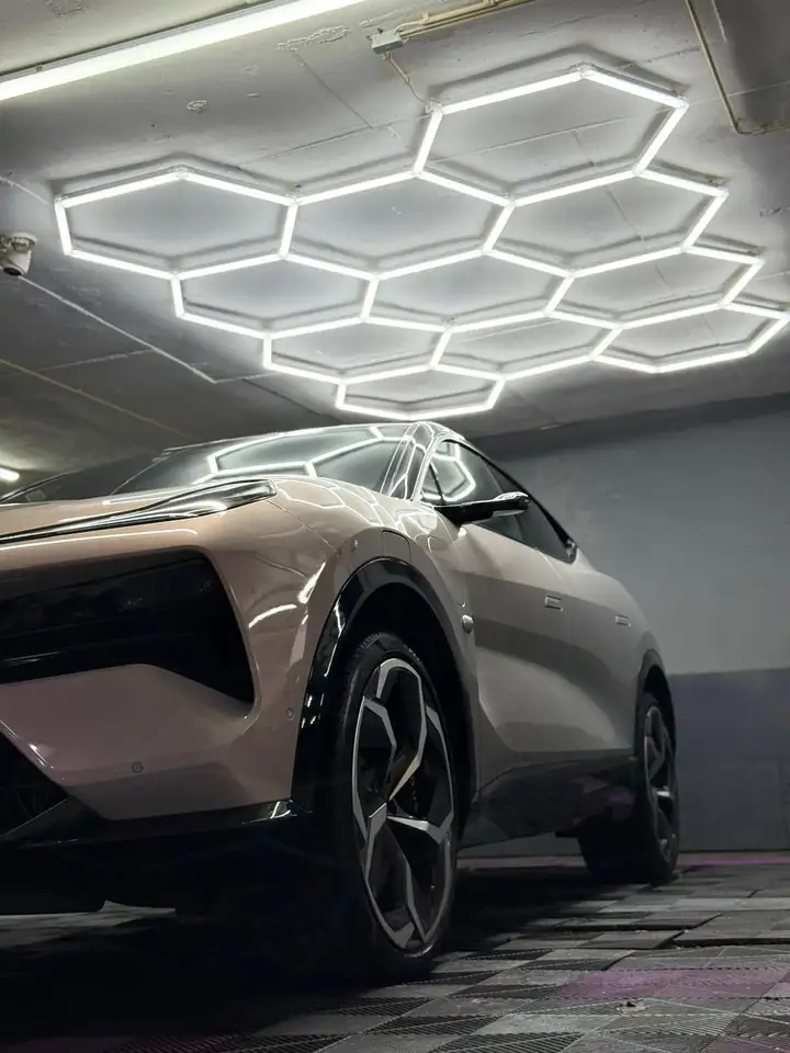 Lotus Eletre 2024