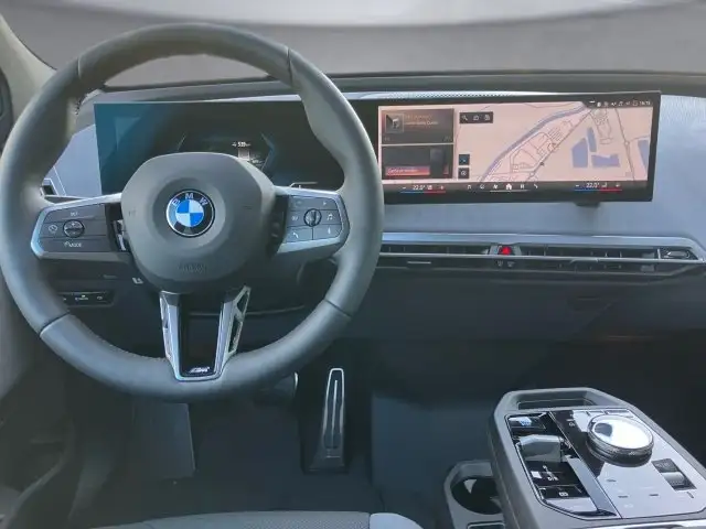 BMW iX xDrive45 I20 Ansicht 6