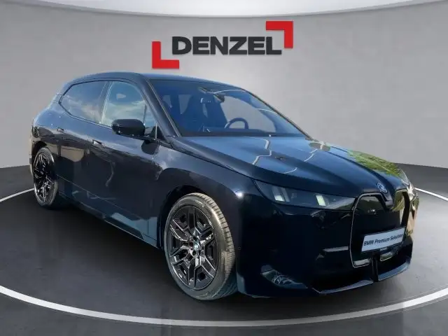 BMW iX xDrive45 I20 Ansicht 3