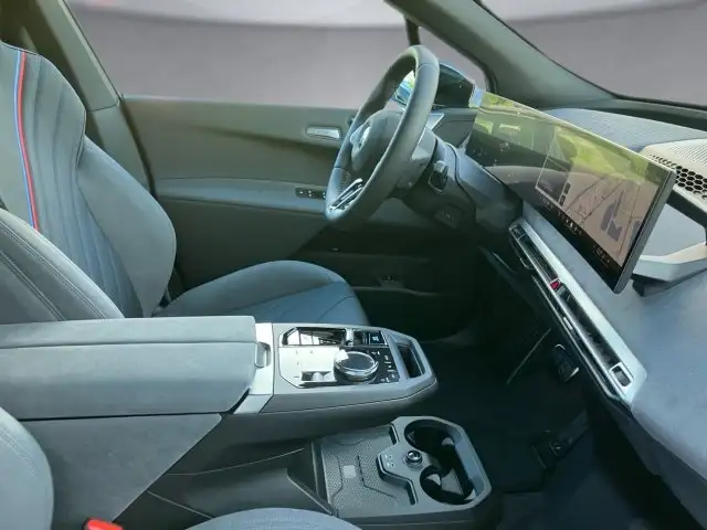 BMW iX xDrive45 I20 Ansicht 8