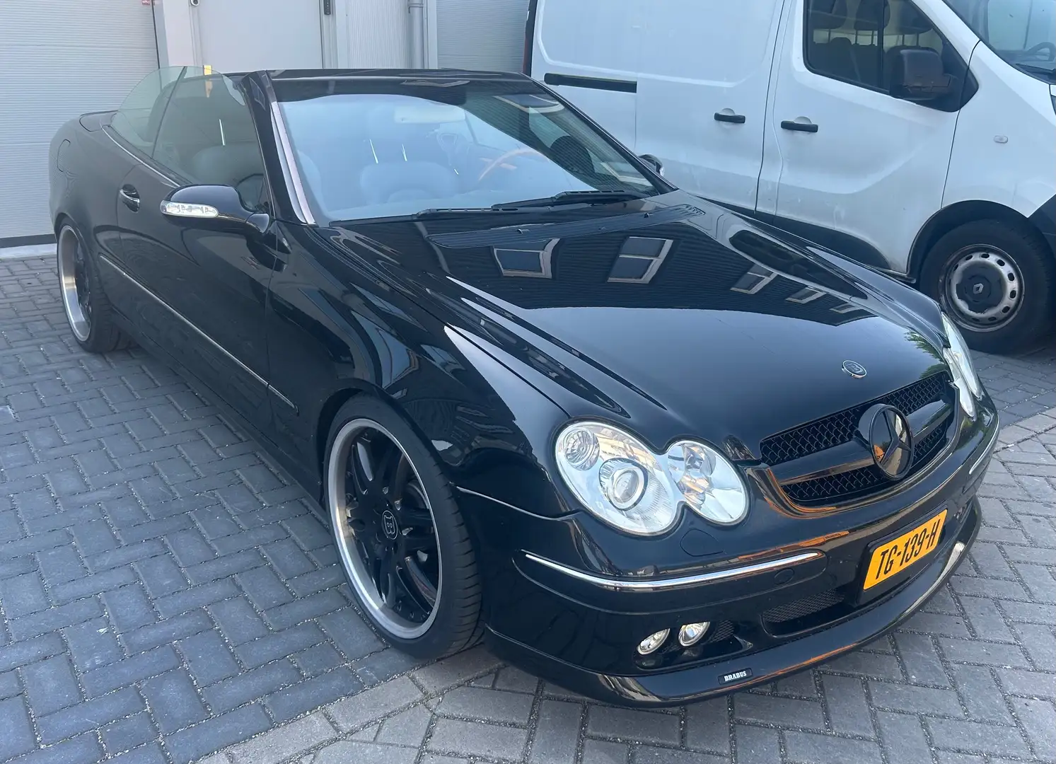 Mercedes-Benz CLK 320 CLK 320 Elegance Zwart - 1