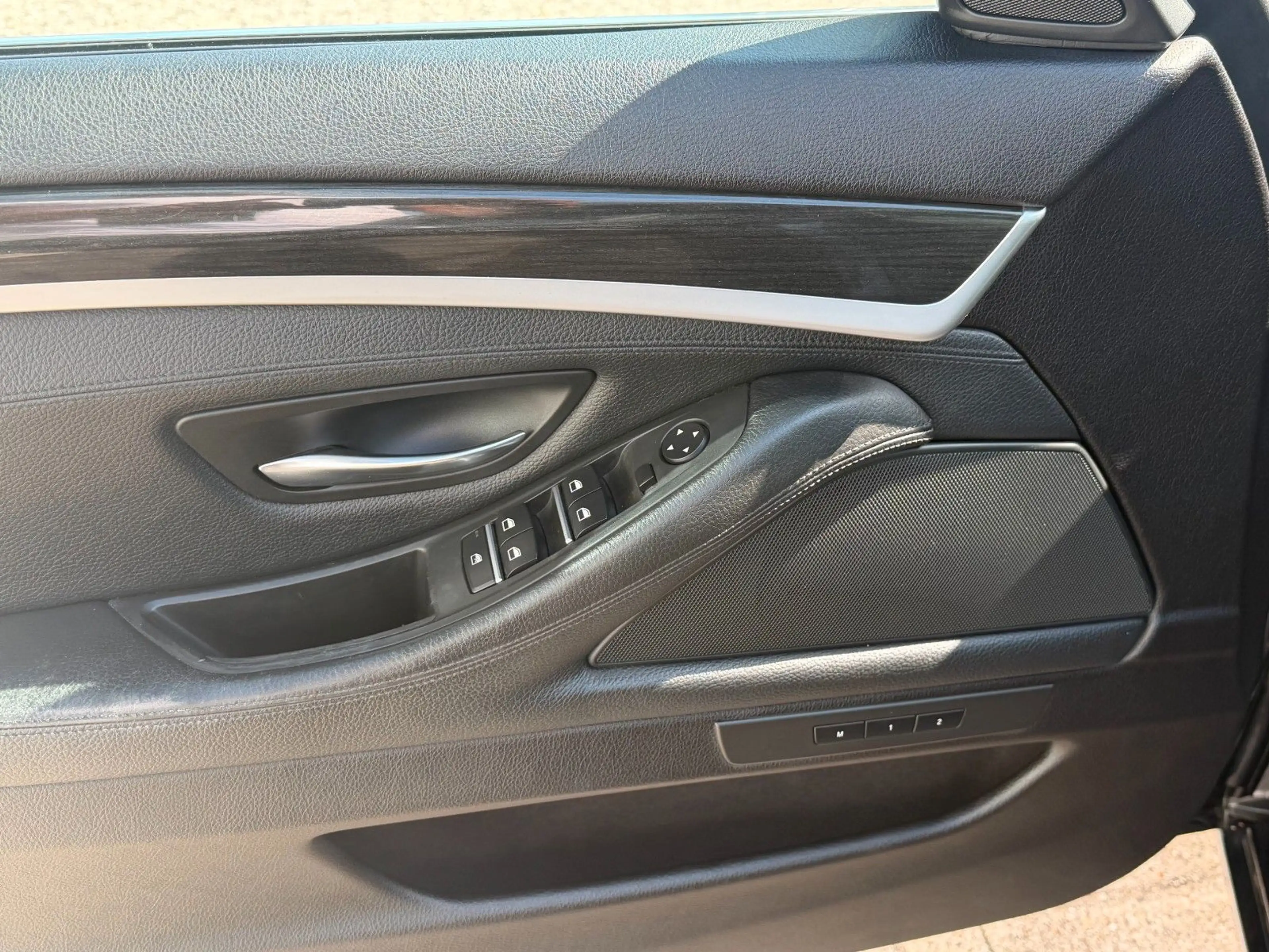 BMW 523 i Touring Aut./ Panorama/ Leder/ Head-Up — photo 10